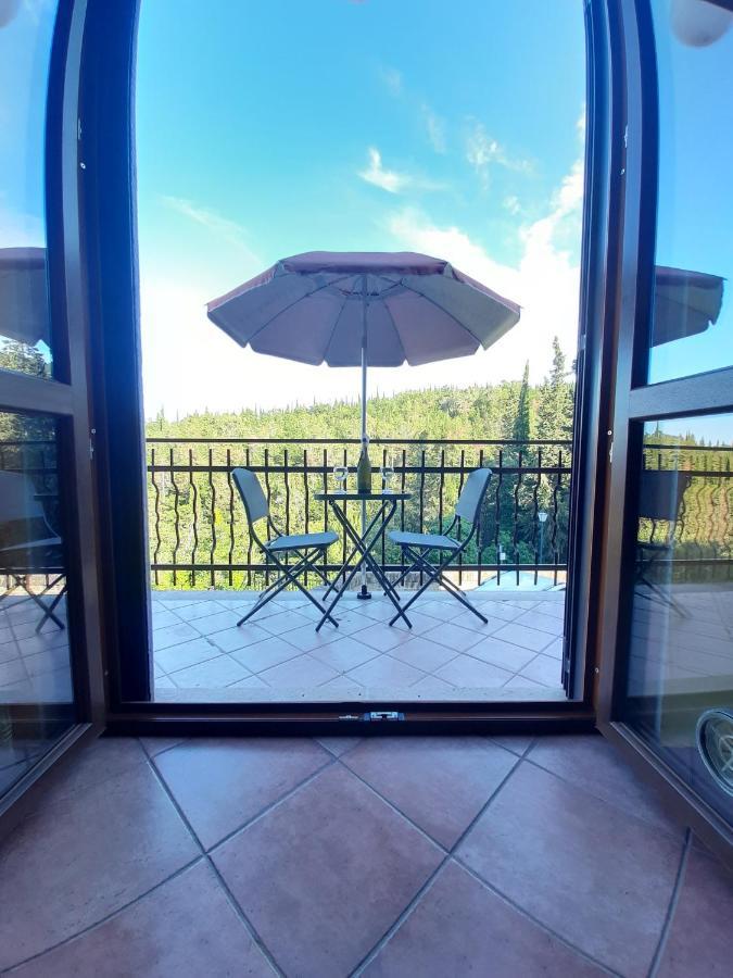 Terrazza Su Fosso Bianco Apartment Bagni San Filippo Bagian luar foto